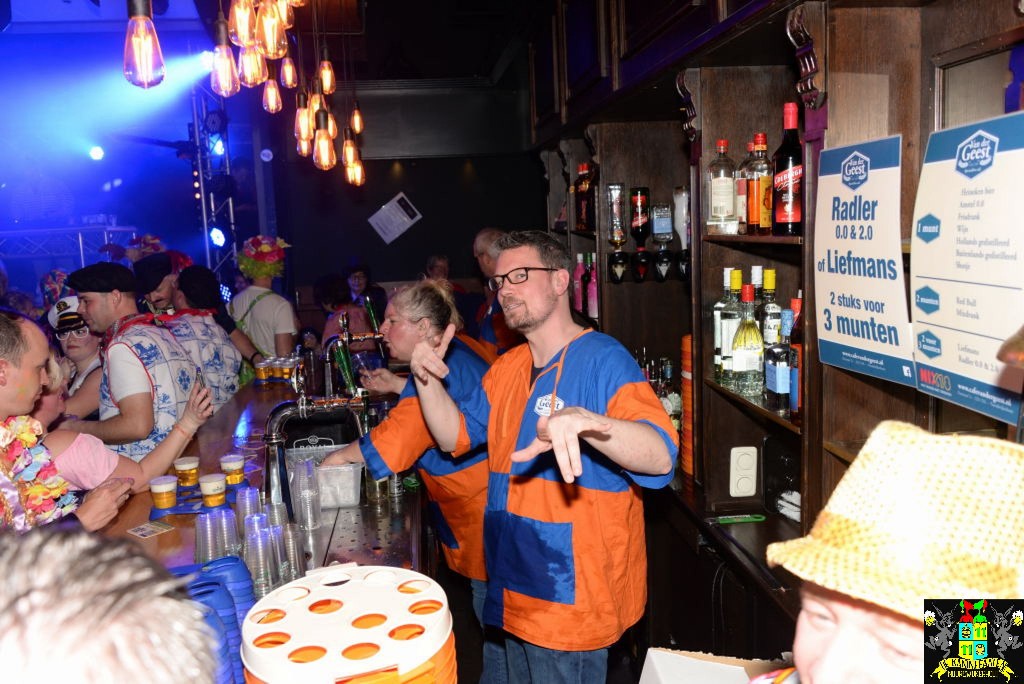 ../Images/Carnavals maandagavond in VdG 297.jpg
